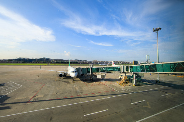 上海靜英國際貨物運(yùn)輸代理有限公司