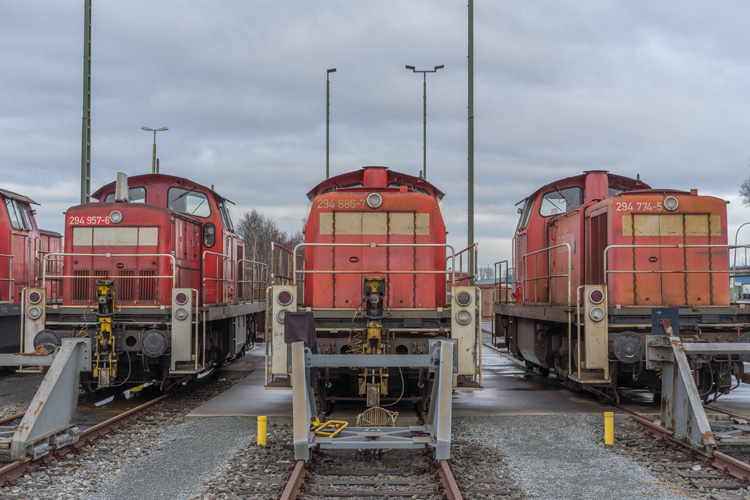 上海港進(jìn)口汽車(chē)報(bào)關(guān)流程