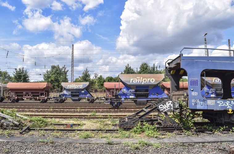 進(jìn)口汽車不讓報關(guān) 進(jìn)口汽車不讓報關(guān)